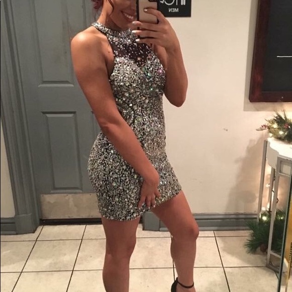 Semi/prom/homecoming dress - Picture 3 of 7